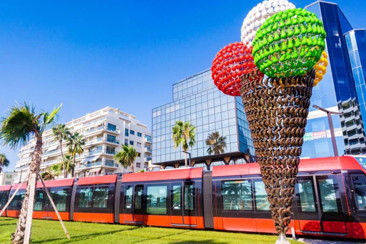 Nouveau : le tramway en bas de l’hôtel facilite vos déplacements dans Nice !