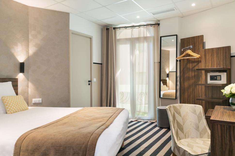 Hotel Locarno Nice - chambre